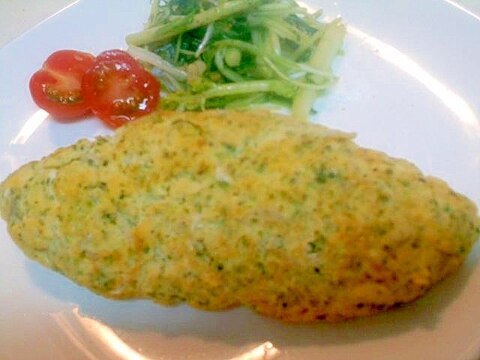 国産チーズ入り しらすとパセリのオムレツ